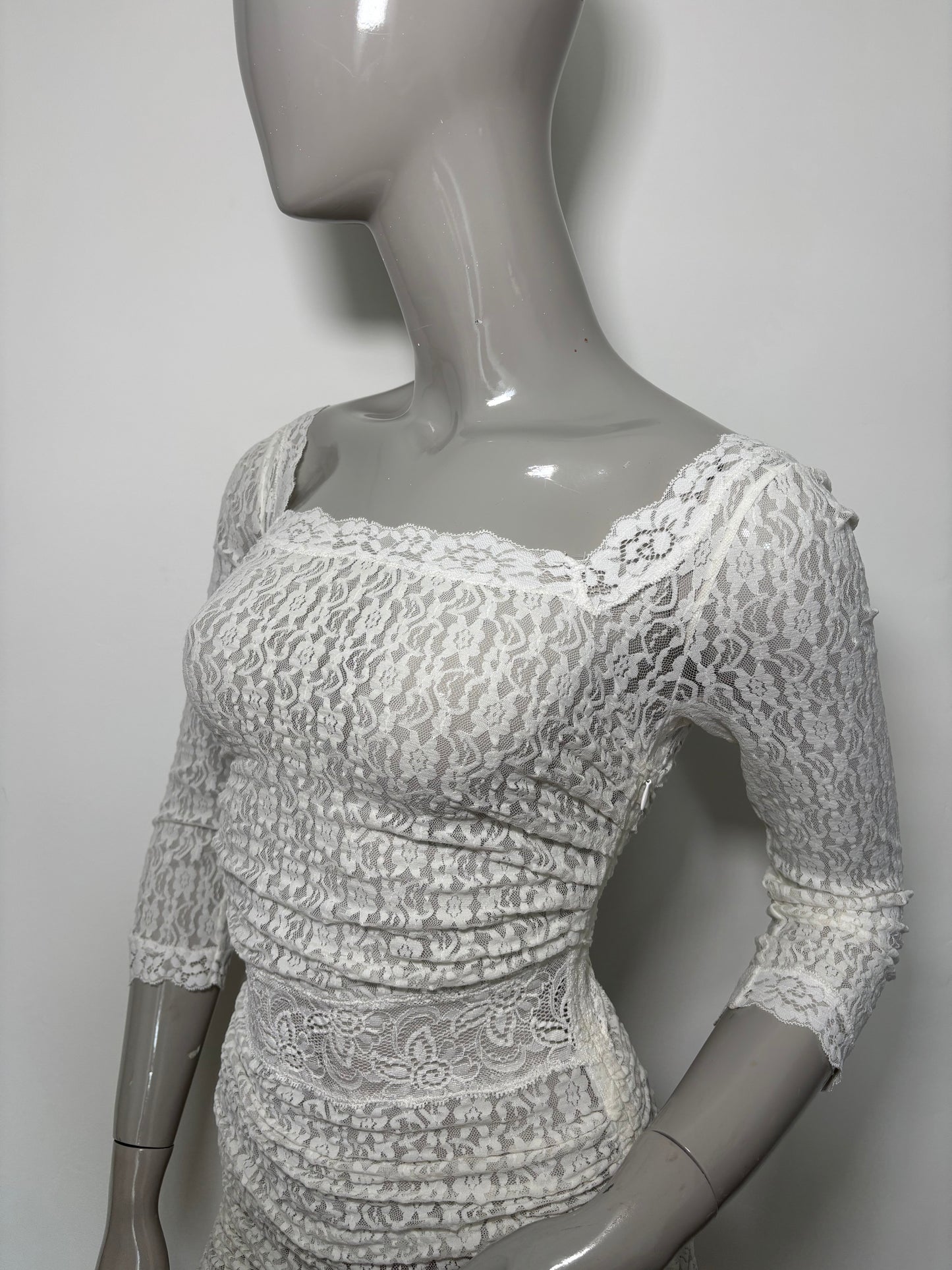 Dolce & Gabbana SS2006 White Lace Dress